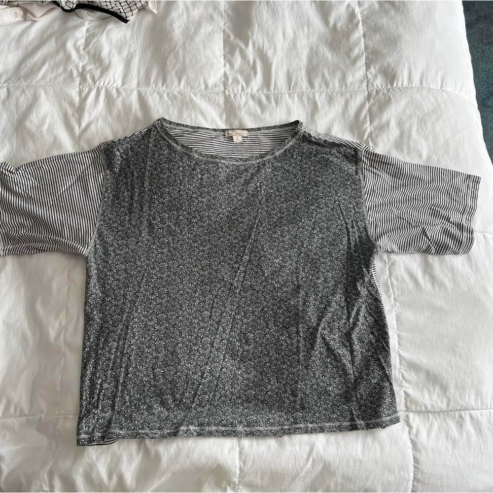 GAP tshirt